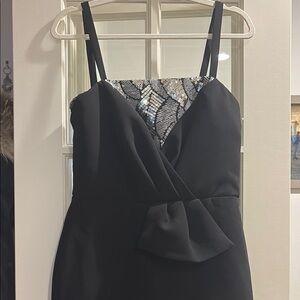 Elegant Black Dress with Sequin Detail